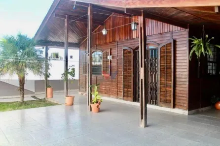 Casa com 3 Quartos à venda, 350m² no Campo Comprido, Curitiba