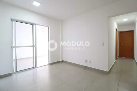 Apartamento com 2 Quartos para alugar, 80m² no Novo Mundo, Uberlândia