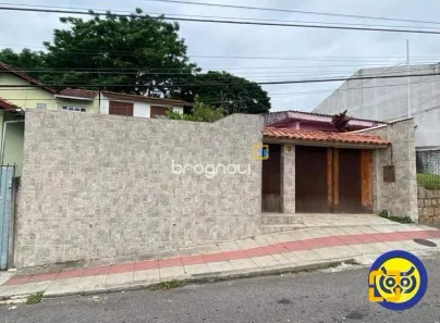 Casa com 3 Quartos à venda, 178m² no Agronômica, Florianópolis