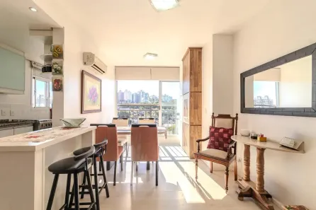 Apartamento com 2 Quartos à venda, 68m² no Jardim do Salso, Porto Alegre