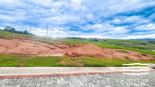 Lote/Terreno à venda, 282m² no Parque Residencial Maria Elmira, Caçapava