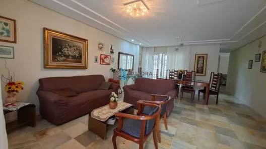 Casa com 5 Quartos à venda, 288m² no Itacorubi, Florianópolis