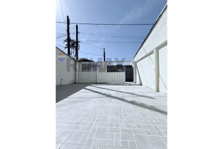 Casa com 2 Quartos à venda, 53m² no Vila dos Comerciários, Paranaguá