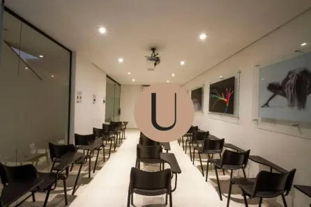 Sala Comercial para alugar, 35m² no Jardim das Acácias, São Paulo