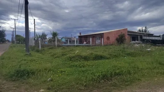Lote/Terreno à venda, 150m² no Albatroz, Imbé