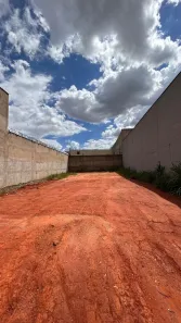 Lote/Terreno à venda, 400m² no Setor Marechal Rondon, Goiânia