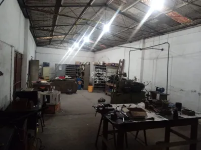 Galpão/Depósito/Armazém à venda, 102m² no Santa Maria Goretti, Porto Alegre