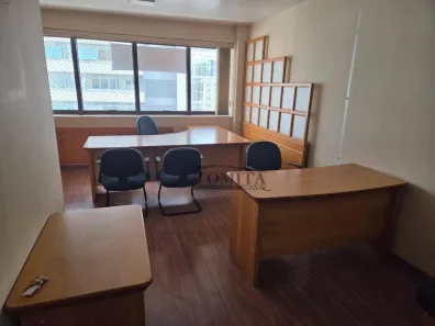 Sala Comercial à venda, 30m² no Mercês, Curitiba