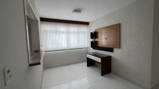 Apartamento com 2 Quartos para alugar, 60m² no São João, Itajaí