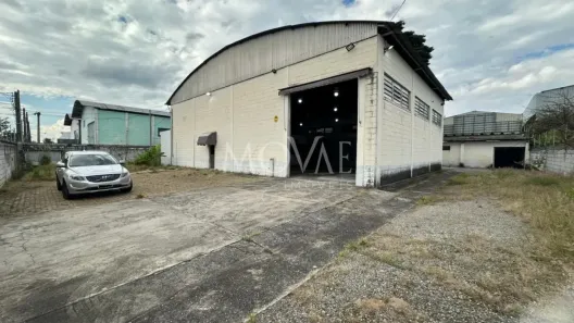 Galpão/Depósito/Armazém para alugar, 600m² no Chácaras Reunidas, São José dos Campos