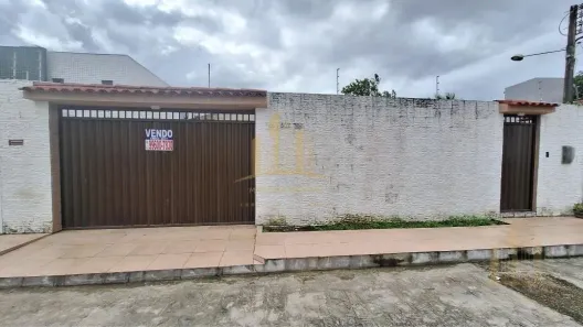Casa com 5 Quartos à venda, 300m² no Antares, Maceió
