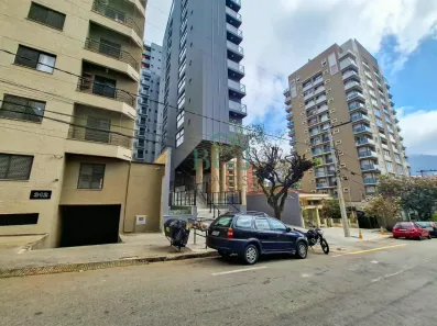 Apartamento com 2 Quartos para alugar, 60m² no Centro, Poços de Caldas
