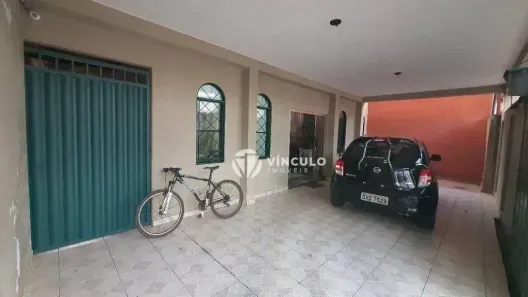Casa com 4 Quartos à venda, 198m² no Conjunto Uberaba, Uberaba