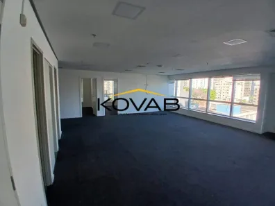 Sala Comercial para alugar, 130m² no Vila Nova Conceição, São Paulo