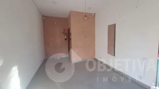Ponto Comercial para alugar, 20m² no Centro, Uberlândia