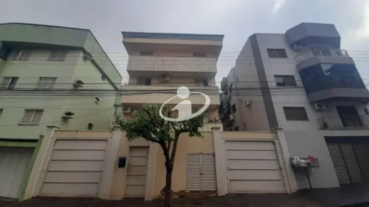Apartamento com 3 Quartos para alugar, 90m² no Patrimônio, Uberlândia