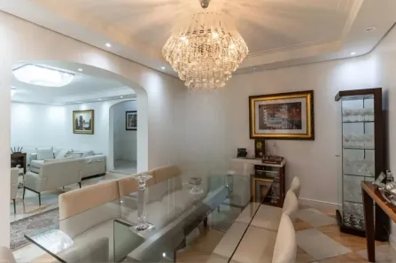 Apartamento com 3 Quartos para alugar, 240m² no Santa Cecília, São Paulo
