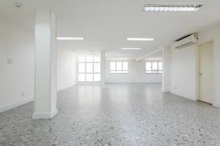 Ponto Comercial com 4 Quartos para alugar, 110m² no República, São Paulo