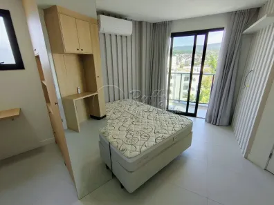 Apartamento com 1 Quarto para alugar, 25m² no Carvoeira, Florianópolis