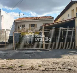 Casa com 3 Quartos para alugar, 150m² no Taguatinga Norte, Brasília