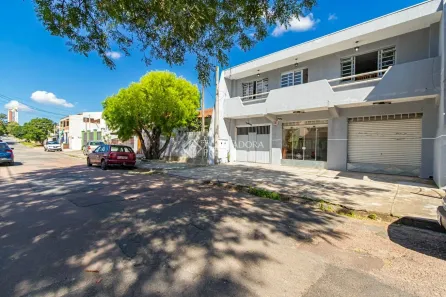 Casa com 3 Quartos à venda, 346m² no Novo Mundo, Curitiba