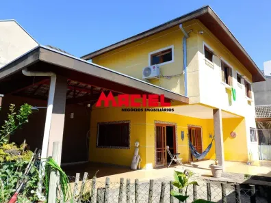 Casa de Condomínio com 2 Quartos à venda, 192m² no Residencial Ana Maria, São José dos Campos