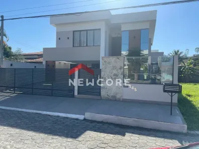 Casa de Condomínio com 4 Quartos à venda, 360m² no Ponta Grossa, Maricá
