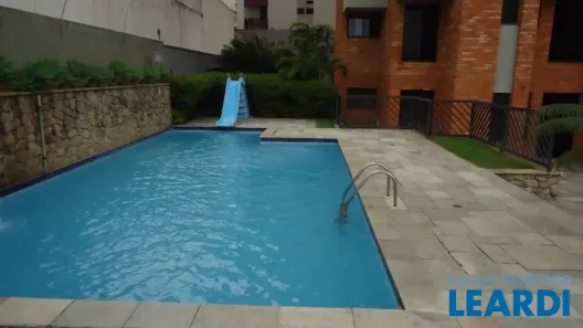 Apartamento com 4 Quartos à venda, 240m² no Sumaré, São Paulo