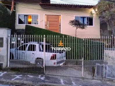 Casa com 3 Quartos à venda, 149m² no Monte Castelo, Volta Redonda