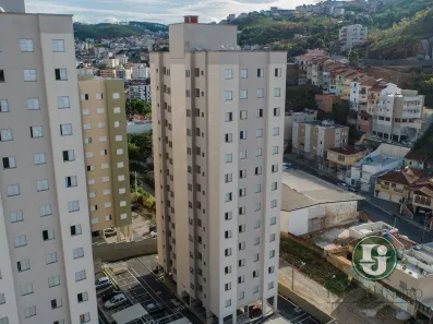 Apartamento com 2 Quartos para alugar, 50m² no Centro, Poços de Caldas