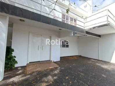 Casa com 3 Quartos à venda, 220m² no Morada da Colina, Uberlândia