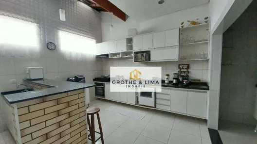 Sobrado com 3 Quartos à venda, 235m² no Residencial Armando Moreira Righi, São José dos Campos