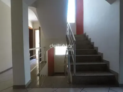 Casa com 4 Quartos à venda, 398m² no Heliópolis, Belo Horizonte