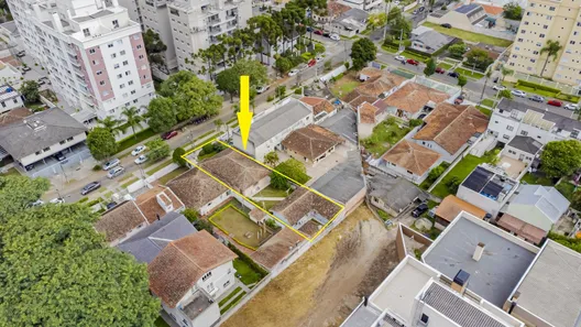 Lote/Terreno com 1 Quarto à venda, 466m² no Vila Izabel, Curitiba