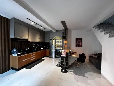 Sobrado com 2 Quartos à venda, 126m² no Jardim Santa Marina, Jacareí