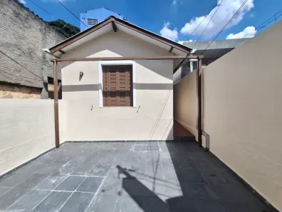 Casa com 2 Quartos para alugar, 80m² no Jardim Centenário, São Paulo