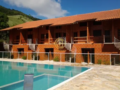 Casa de Condomínio com 2 Quartos à venda, 80m² no Maranduba, Ubatuba