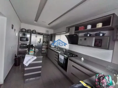 Casa de Condomínio com 4 Quartos à venda, 270m² no Suru, Santana de Parnaíba