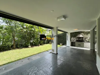 Casa de Condomínio com 4 Quartos à venda, 265m² no Jardim Morumbi, São Paulo