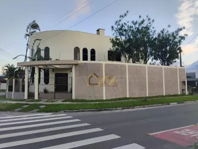 Sobrado com 5 Quartos à venda, 283m² no Pontal de Santa Marina, Caraguatatuba