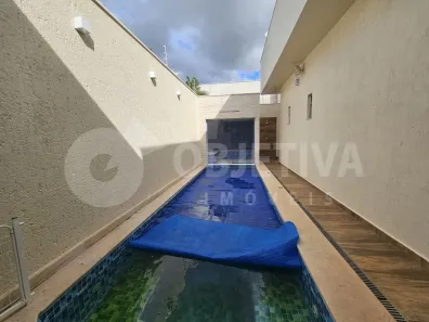 Casa com 3 Quartos à venda, 290m² no Jardim Karaíba, Uberlândia