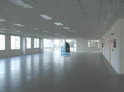 Prédio Comercial para alugar, 2260m² no Jardim São Luís, São Paulo