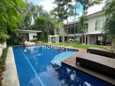 Sobrado com 4 Quartos para alugar, 325m² no Jardins Paris, Goiânia