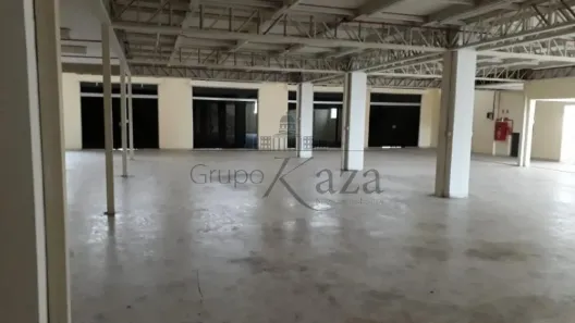Prédio Comercial à venda, 2550m² no Jardim São Dimas, São José dos Campos
