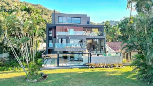 Casa com 6 Quartos à venda, 1100m² no Prainha, Guaratuba