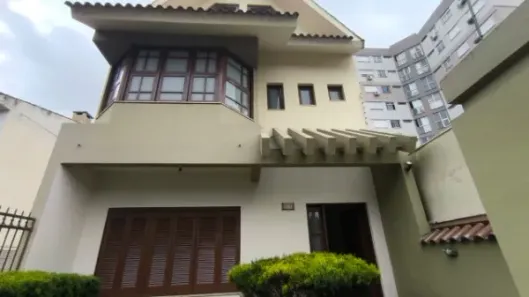Casa de Condomínio com 4 Quartos para alugar, 290m² no Camaquã, Porto Alegre