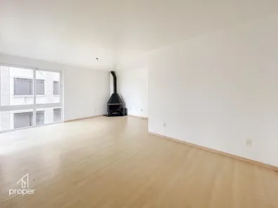 Apartamento com 3 Quartos para alugar, 140m² no Centro, Pelotas