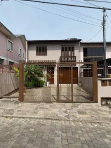 Sobrado com 2 Quartos à venda, 118m² no São Caetano, Caxias do Sul