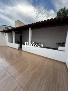 Casa com 3 Quartos à venda, 177m² no Mansour, Uberlândia