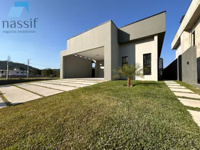 Casa de Condomínio com 4 Quartos à venda, 280m² no Centro, Guararema